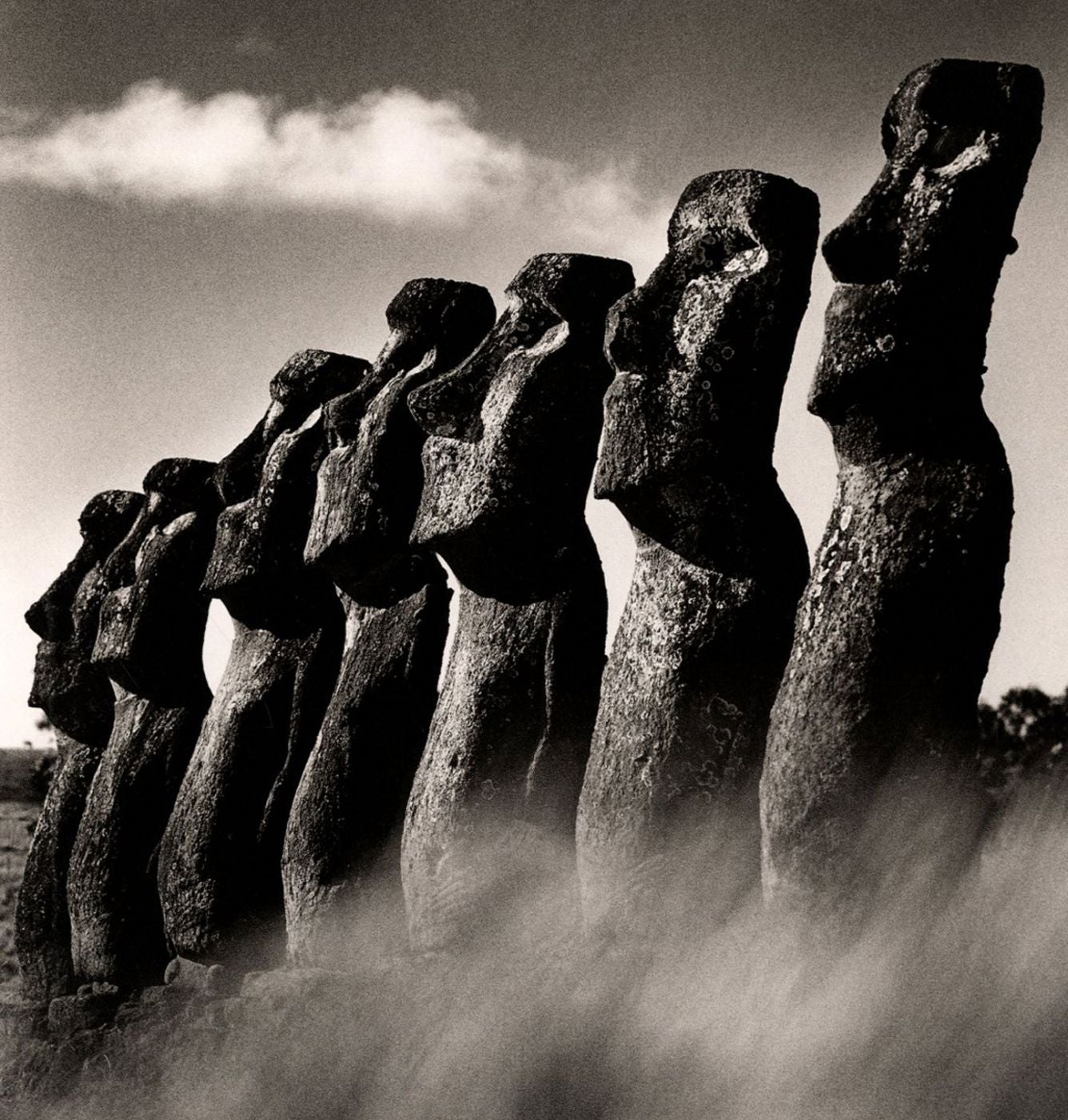 NEW好評d) Michael Kenna: Easter Island アート写真