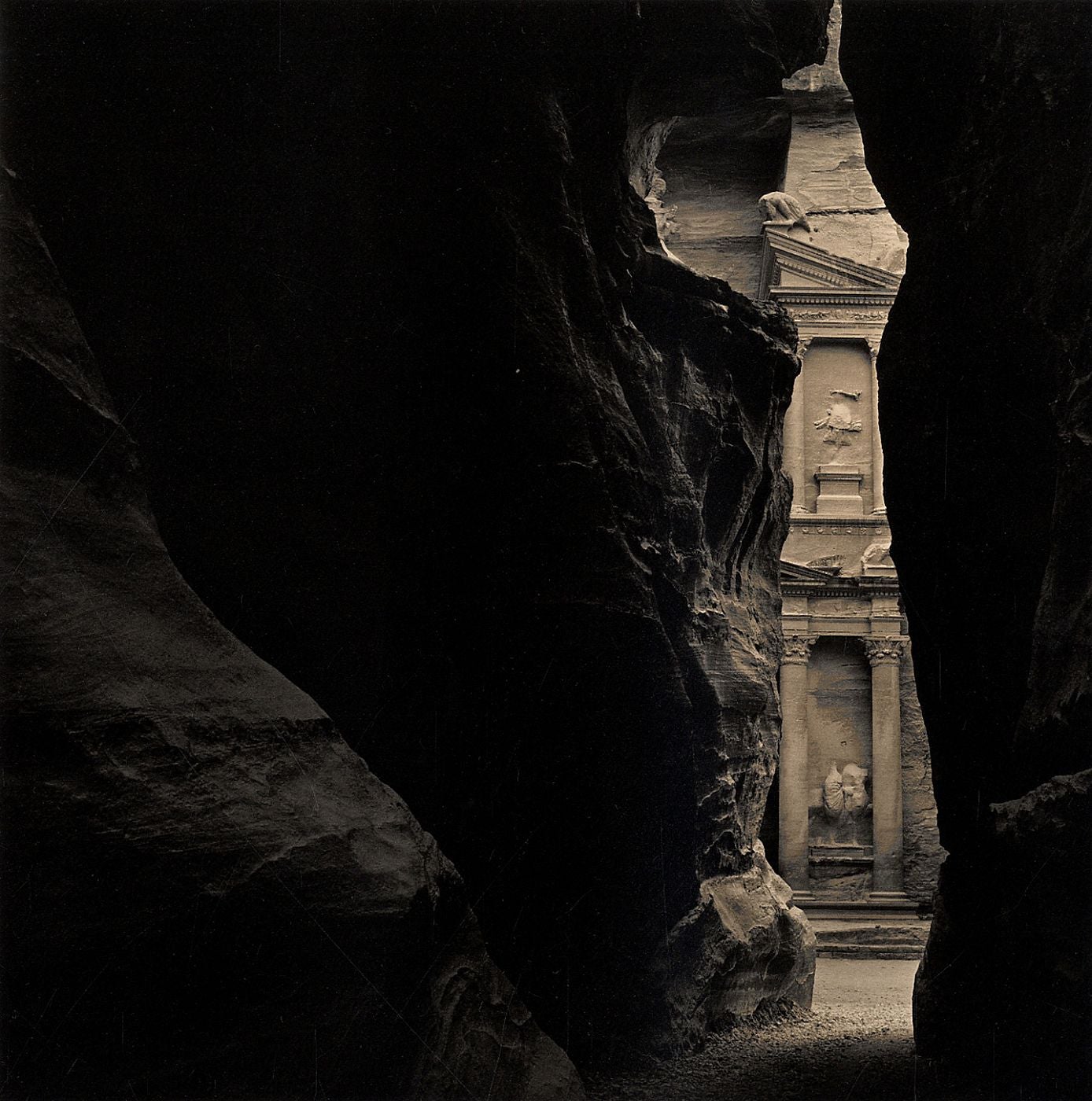 Emmet Gowin: Photographs Philadelphia Museum of Art | Emmet GOWIN
