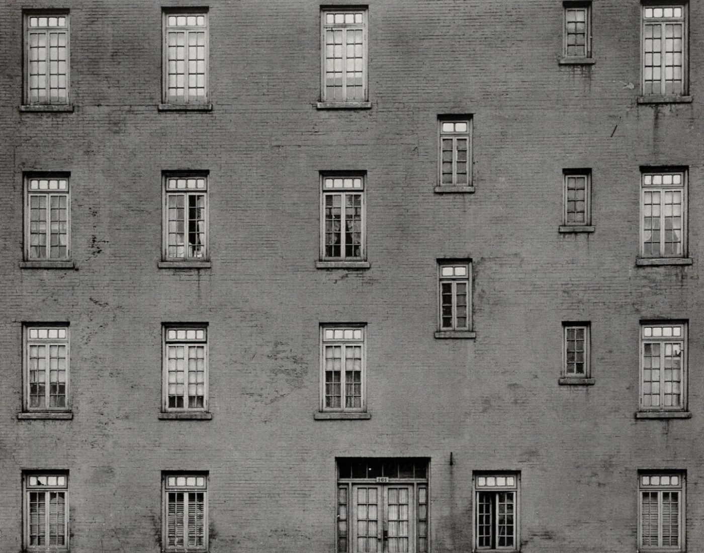 Harry Callahan: Photographs (El Mochuelo Gallery)