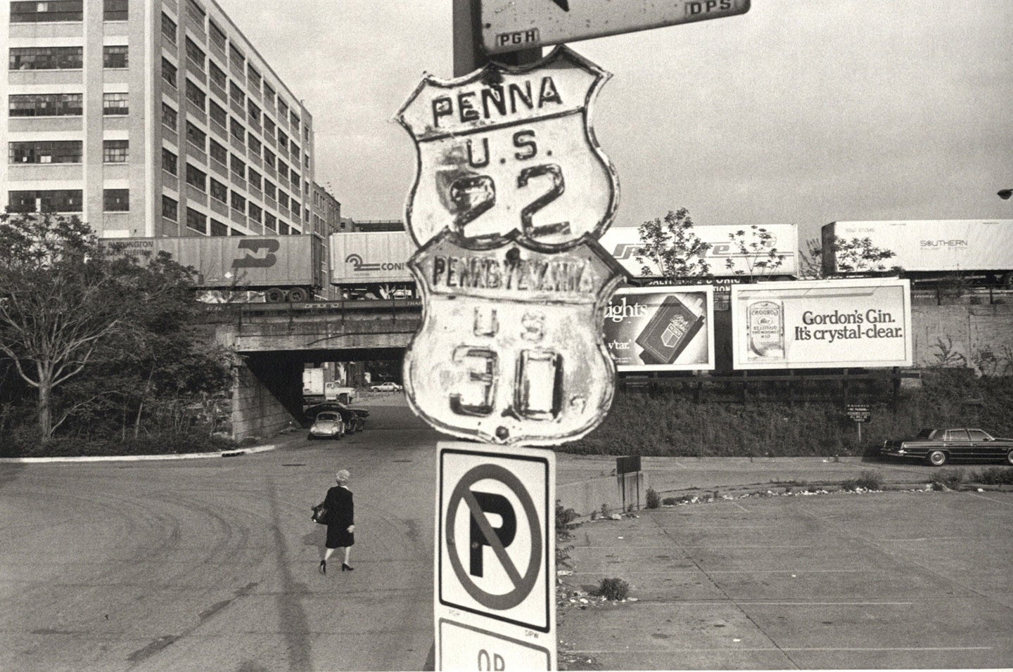 Lee Friedlander: Factory Valleys: Ohio and Pennsylvania Special Limited  Edition with One Vintage Gelatin Silver Print by Lee FRIEDLANDER, Leslie