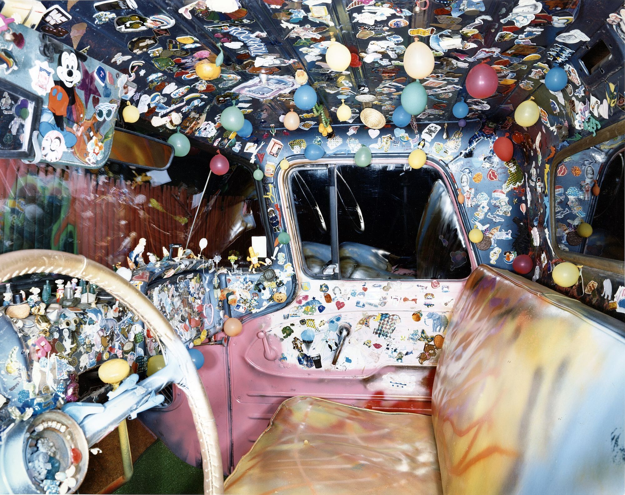 Vincent Borrelli: "Rosemary Jamison's Truck, New York, 1988" (30x40" Type-C Print), Limited Edition (from the Series "Folk Art Environments")